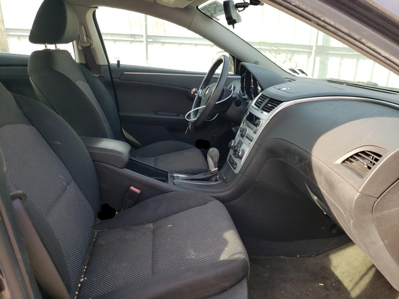 Photo 5 from auction – 2010 CHEVROLET MALIBU with VIN 1G1ZC5EB5A4150582