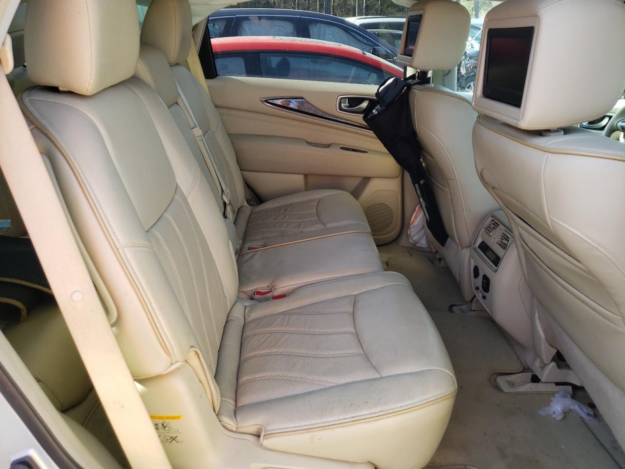 Photo 6 from auction – 2013 INFINITI JX35 with VIN 5N1AL0MM6DC324403