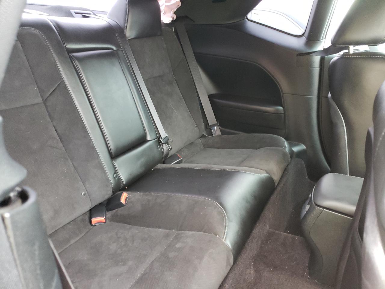 Photo 6 from auction – 2018 DODGE CHALLENGER with VIN 2C3CDZBT9JH236533