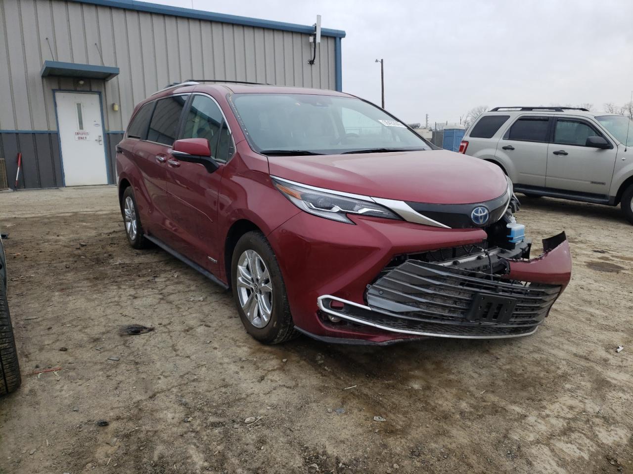 TOYOTA SIENNA LIM 2021 with VIN 5TDESKFC9MS006704 - Photo from auction
