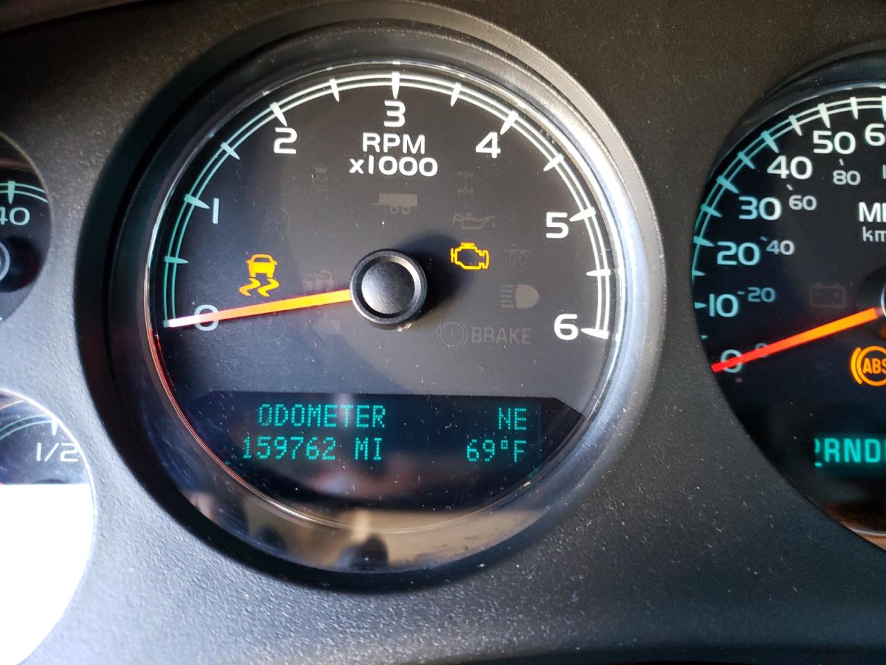 Photo 8 from auction – 2012 CHEVROLET AVALANCHE with VIN 3GNMCFE0XCG117385