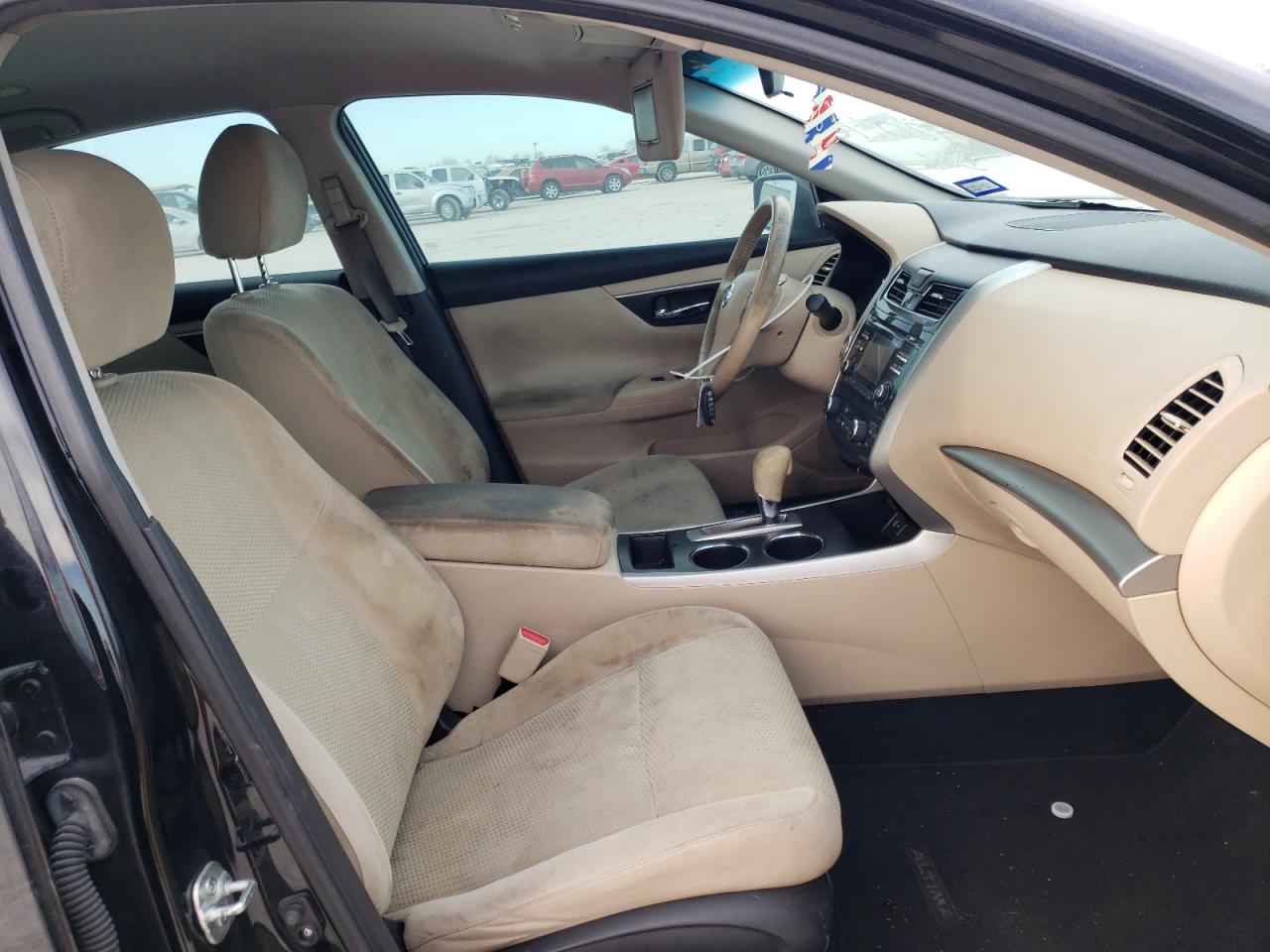 Photo 5 from auction – 2015 NISSAN ALTIMA 2.5 with VIN 1N4AL3AP2FC175856