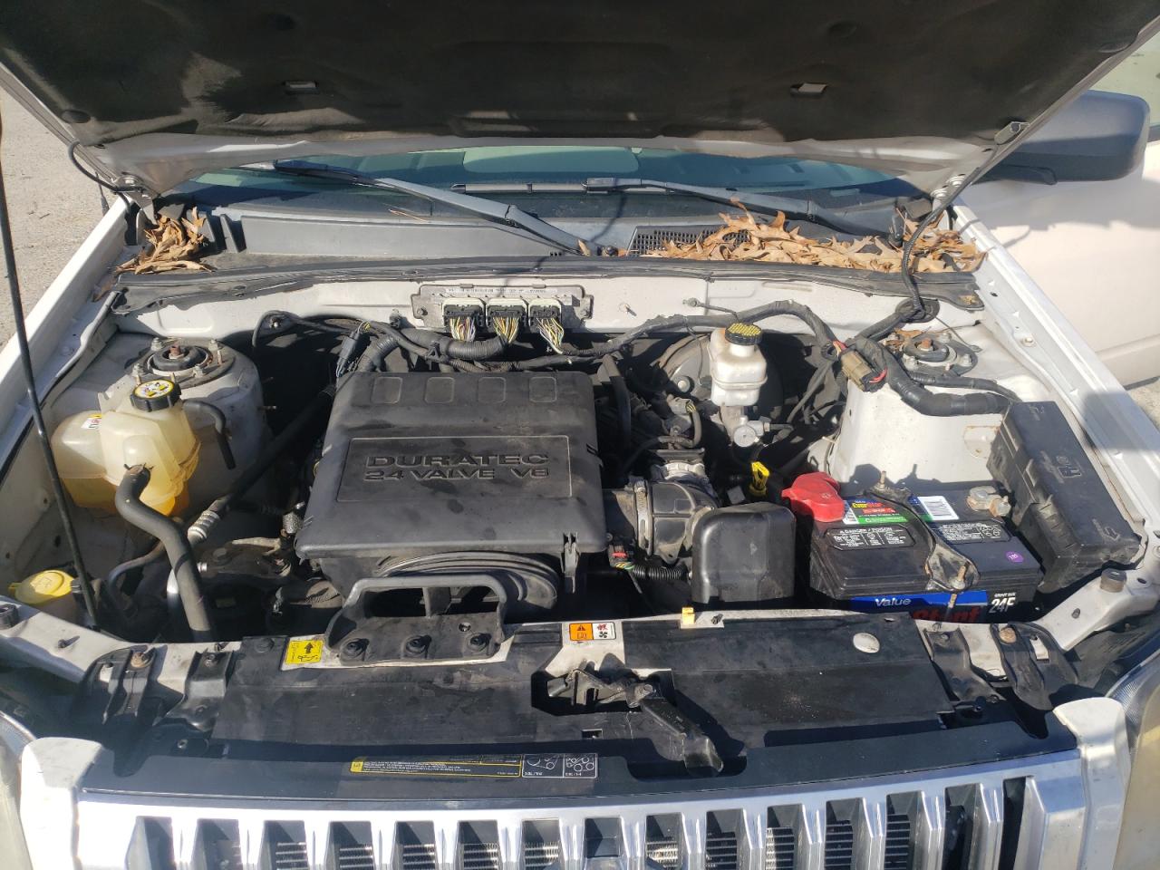 Photo 7 from auction – 2010 MERCURY MARINER with VIN 4M2CN9BG7AKJ18589