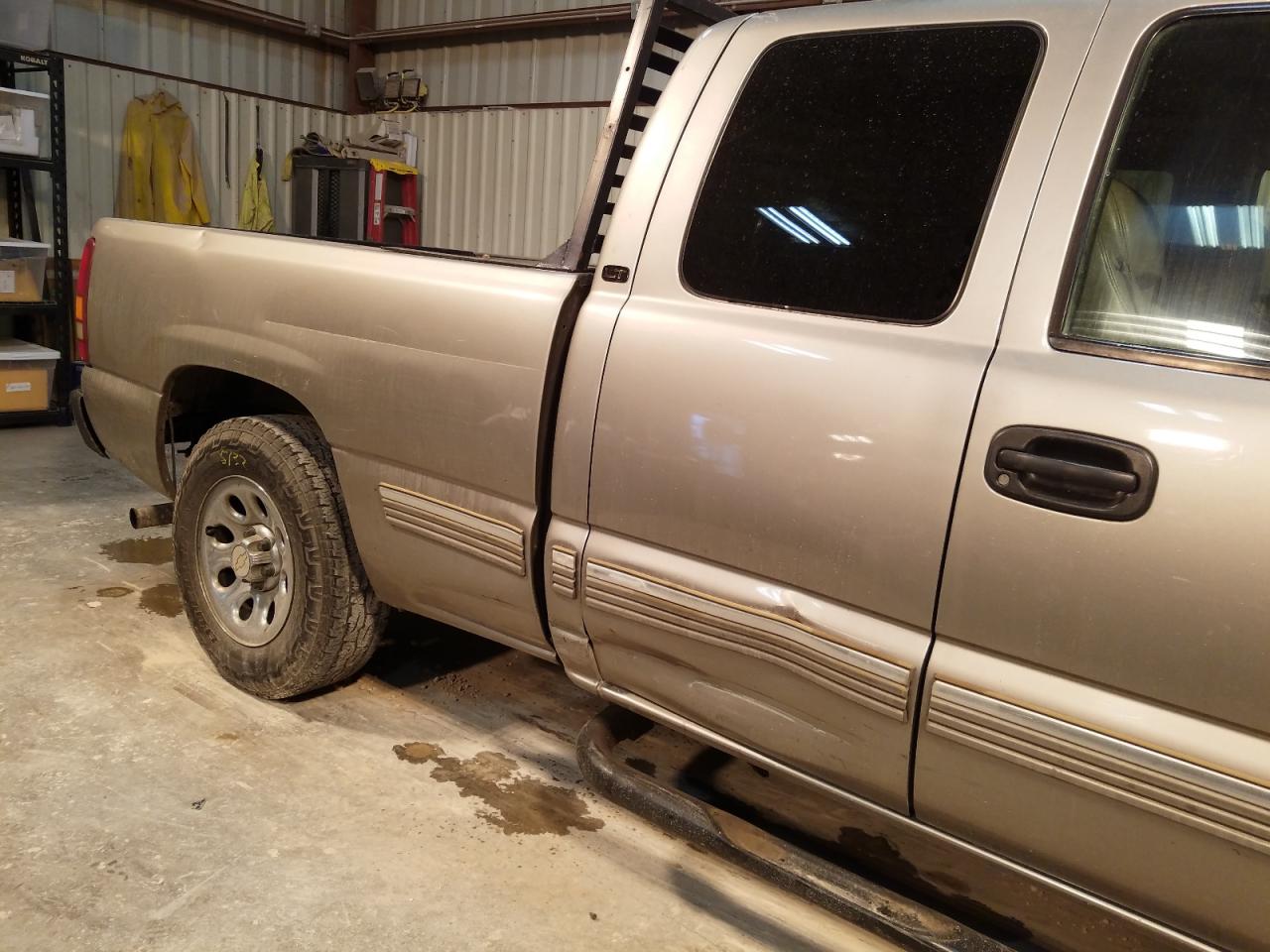 Photo 9 from auction – 2002 CHEVROLET SILVERADO with VIN 2GCEC19T321275319