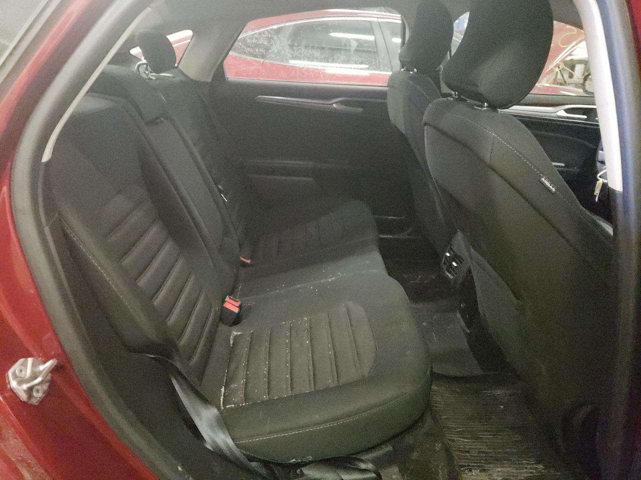 Photo 6 from auction – 2017 FORD FUSION SE with VIN 3FA6P0LU3HR312707