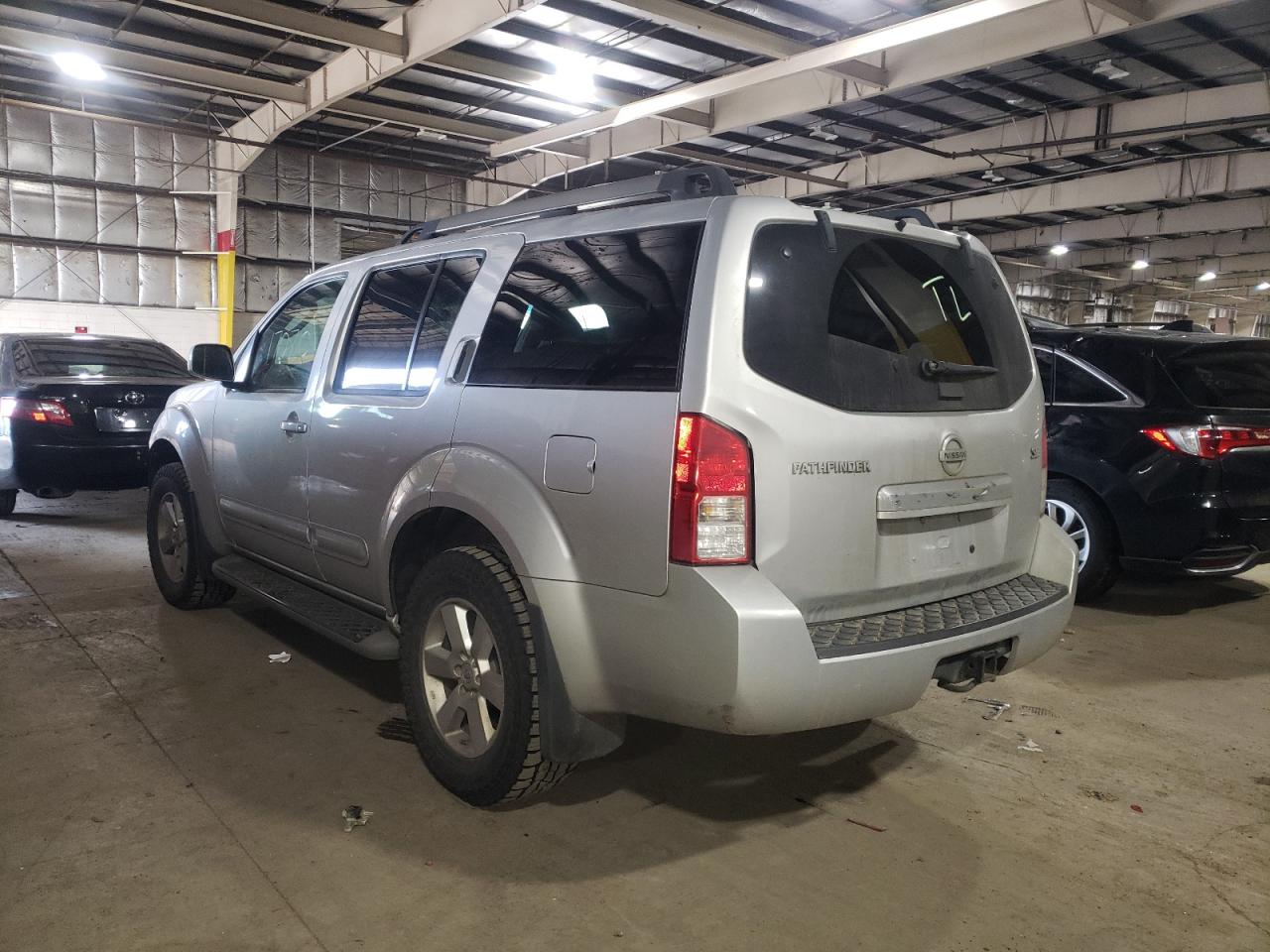 Photo 3 from auction – 2010 NISSAN PATHFINDER with VIN 5N1AR1NB7AC610628