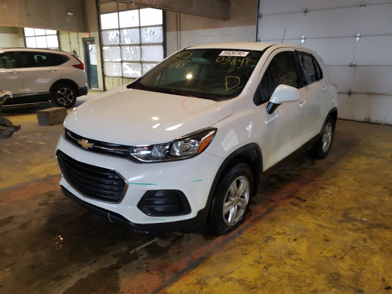 Photo 2 from auction – 2020 CHEVROLET TRAX LS with VIN KL7CJNSB4LB031148
