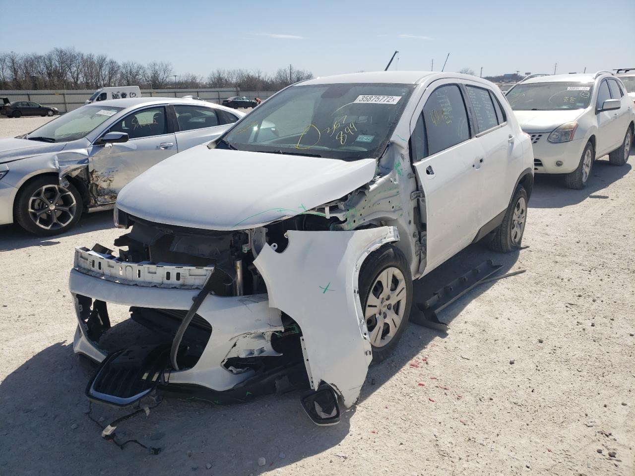 Photo 2 from auction – 2018 CHEVROLET TRAX LS with VIN 3GNCJKSB2JL367899