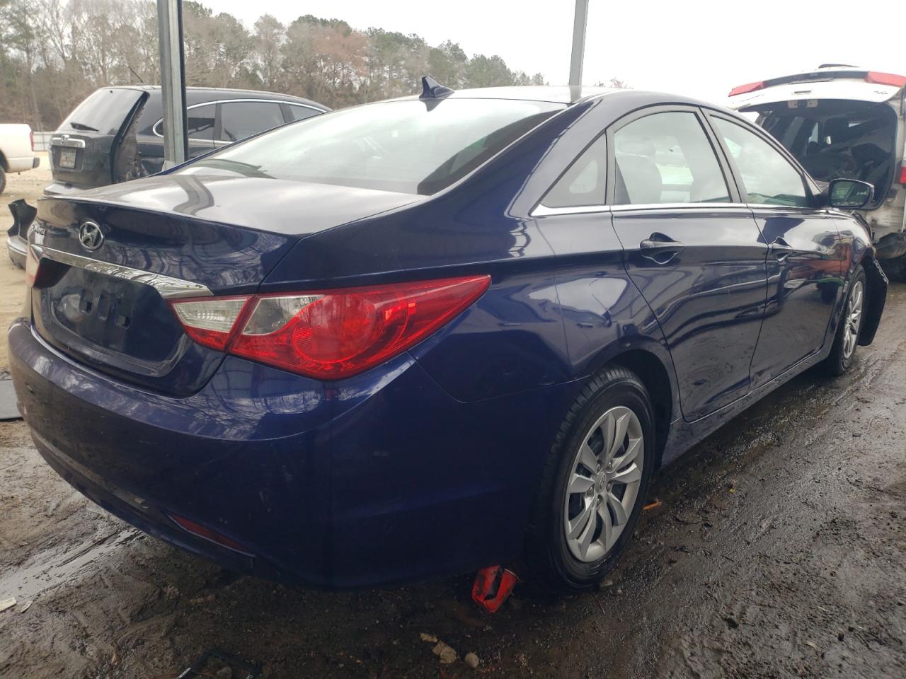 Photo 4 from auction – 2011 HYUNDAI SONATA GLS with VIN 5NPEB4AC5BH027460