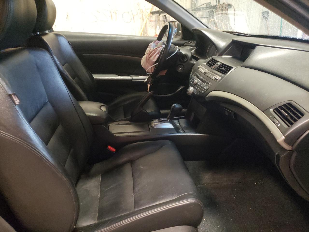 Photo 5 from auction – 2010 HONDA ACCORD EXL with VIN 1HGCS2B81AA007493