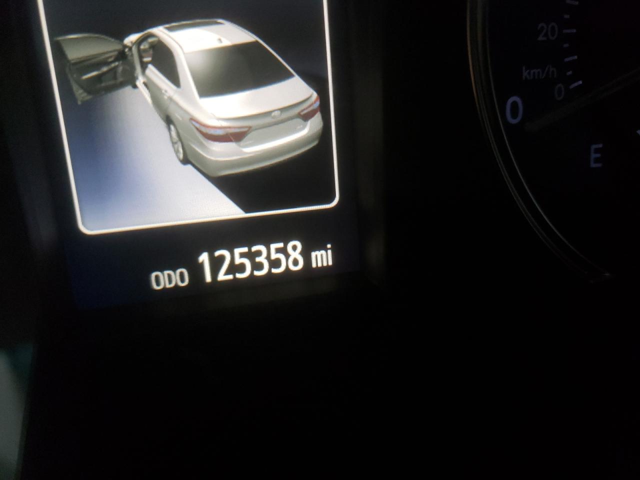 Photo 8 from auction – 2016 TOYOTA CAMRY LE with VIN 4T4BF1FK1GR579249