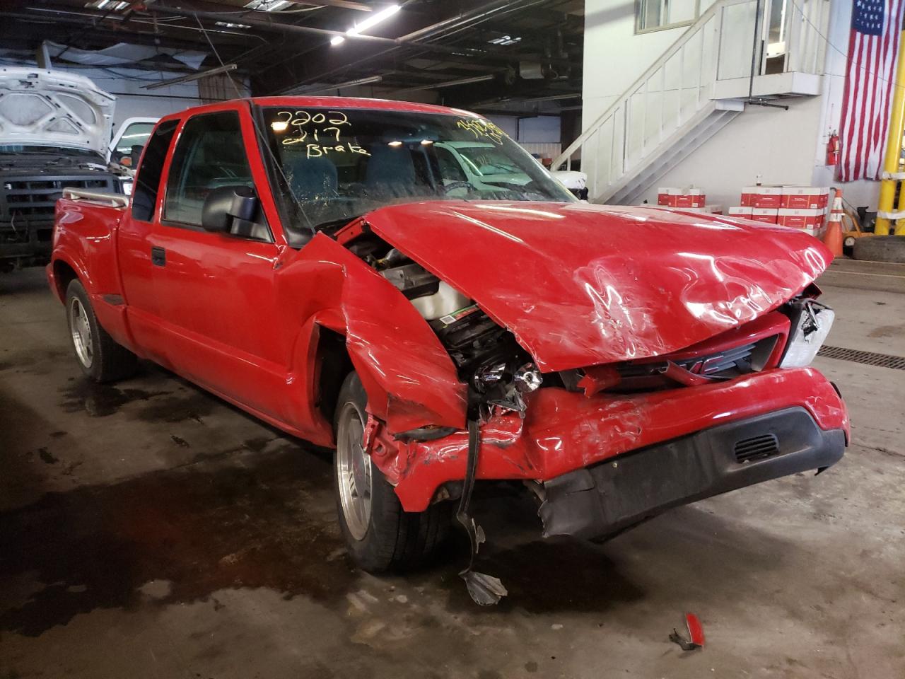 GMC SONOMA 2000 z numerem VIN 1GTCS195XY8280101 - Zdjęcie z aukcji
