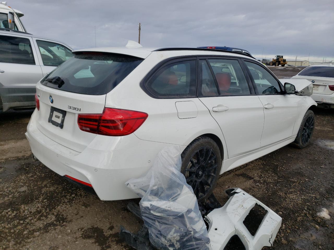 Photo 4 from auction – 2017 BMW 330 XI with VIN WBA8K3C31HA022578