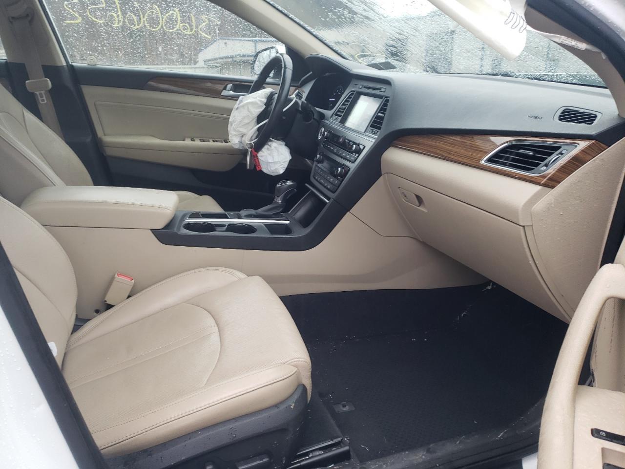 Photo 5 from auction – 2015 HYUNDAI SONATA SPO with VIN 5NPE34AF1FH037044