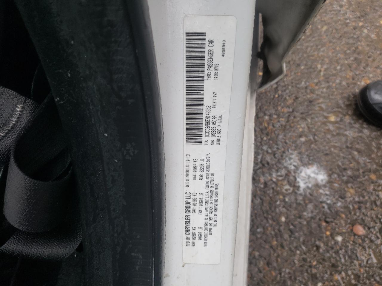 Photo 10 from auction – 2014 CHRYSLER 200 LX with VIN 1C3CCBAB6EN142352