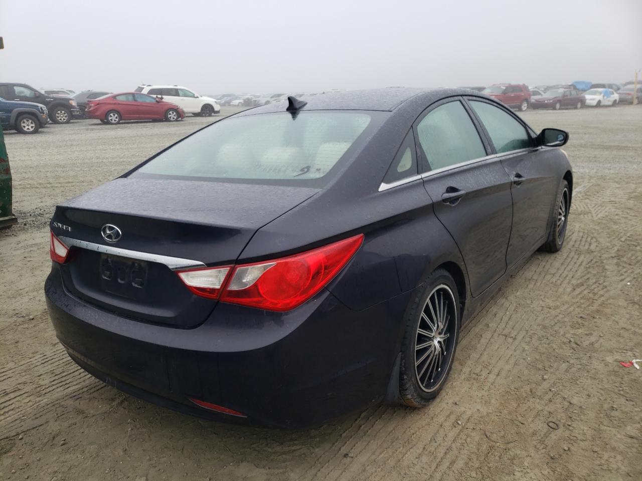 Photo 4 from auction – 2011 HYUNDAI SONATA GLS with VIN 5NPEB4AC0BH065534