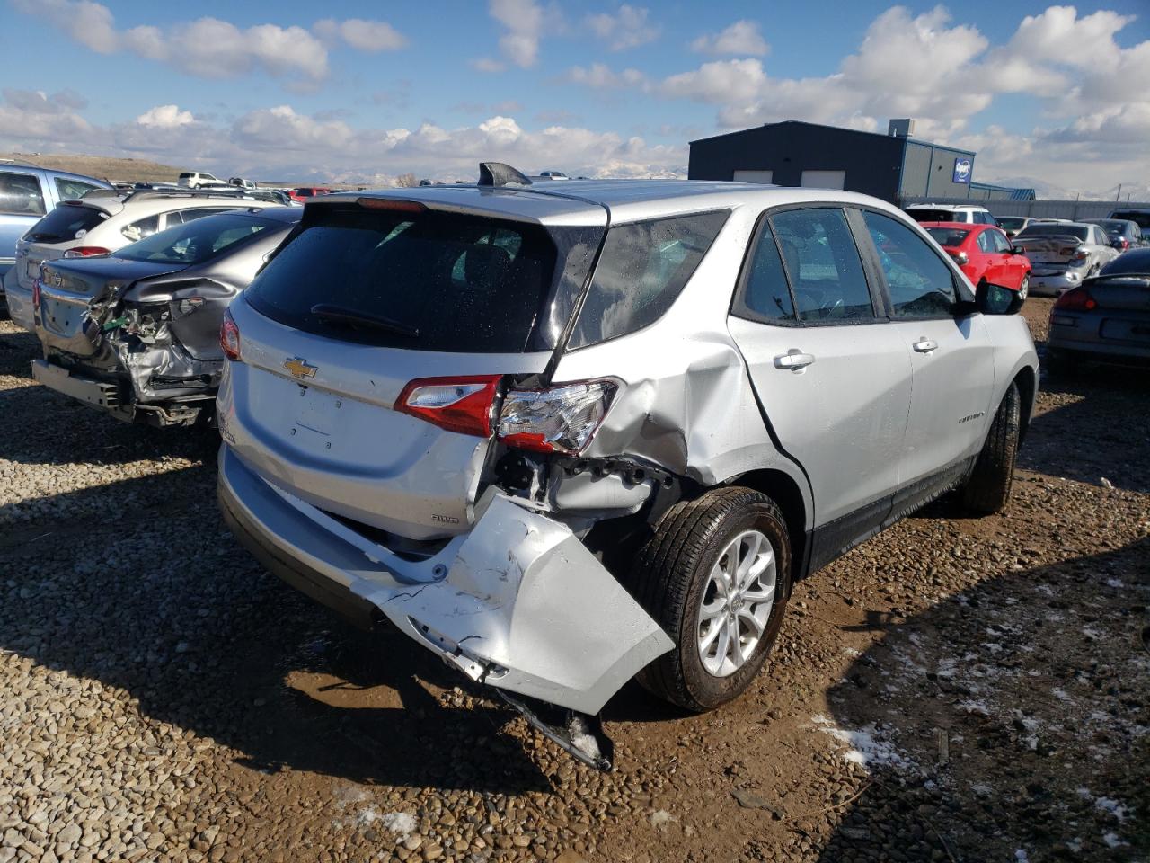 Photo 4 from auction – 2020 CHEVROLET EQUINOX LS with VIN 3GNAXSEV3LS582003