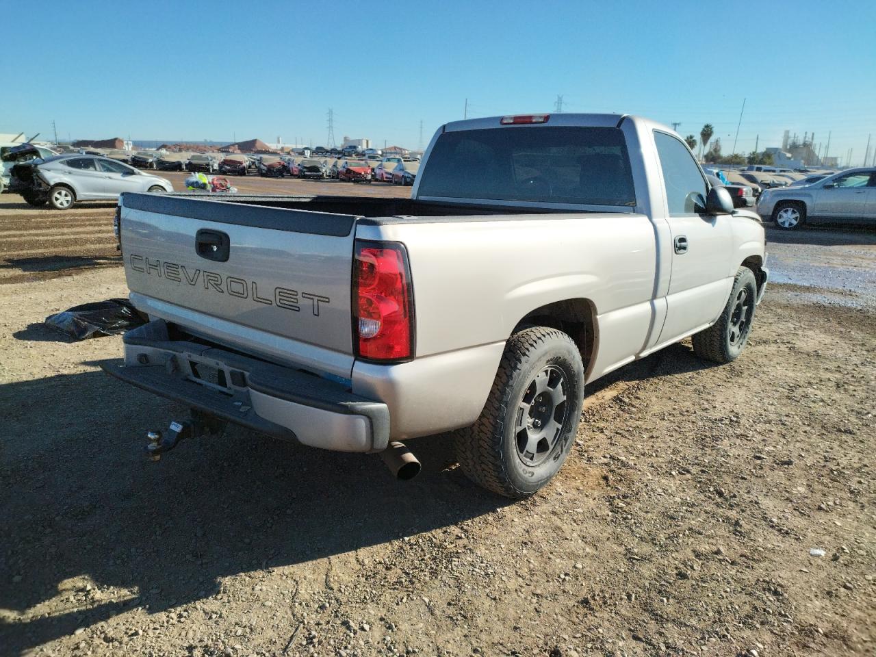 Photo 4 from auction – 2007 CHEVROLET SILVERADO with VIN 1GCEC14X87Z136246