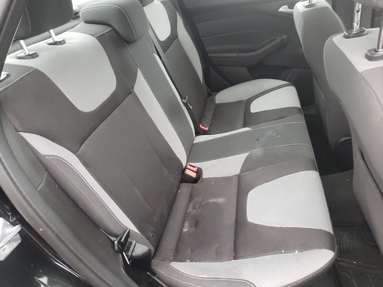 Photo 6 from auction – 2014 FORD FOCUS SE with VIN 1FADP3F22EL346585