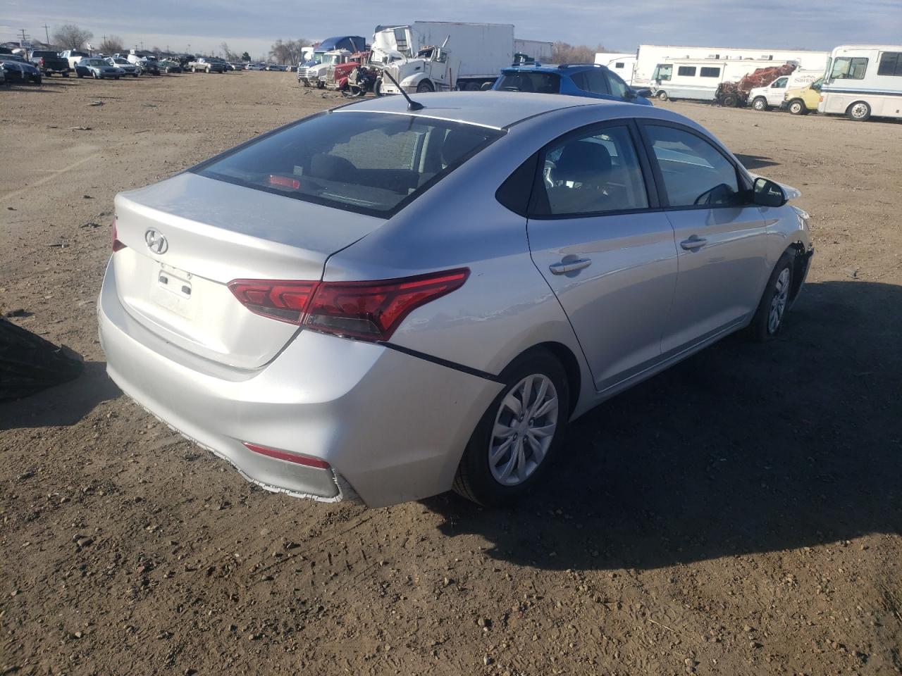 Photo 4 from auction – 2019 HYUNDAI ACCENT SE with VIN 3KPC24A35KE074287