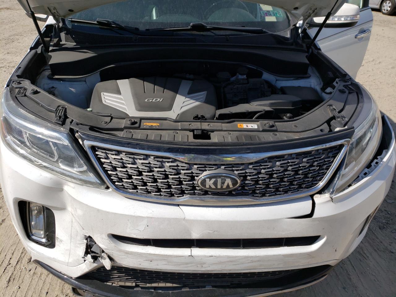 Photo 7 from auction – 2014 KIA SORENTO SX with VIN 5XYKWDA79EG538532
