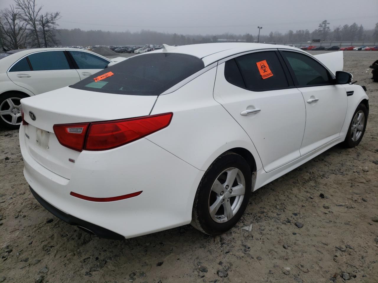 Photo 4 from auction – 2015 KIA OPTIMA LX with VIN KNAGM4A78F5622022