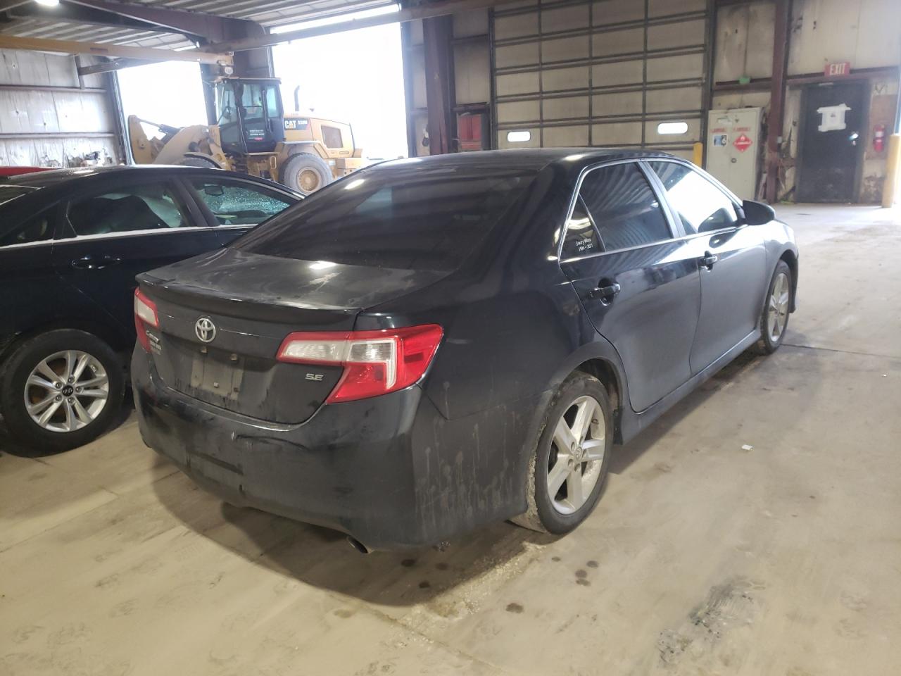 Photo 4 from auction – 2014 TOYOTA CAMRY L with VIN 4T1BF1FK5EU330430