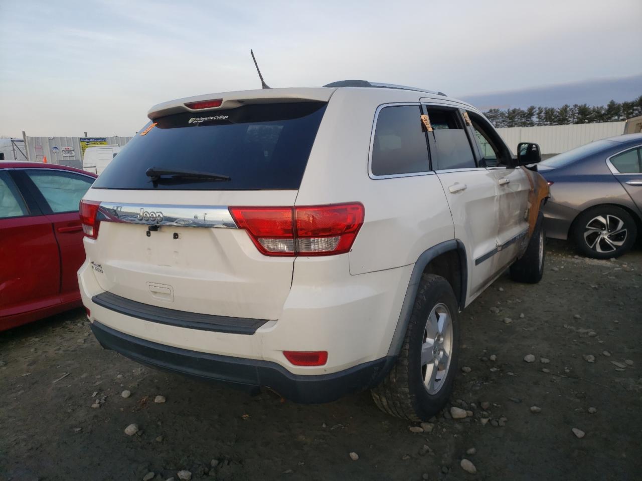 Photo 4 from auction – 2011 JEEP GRAND CHER with VIN 1J4RR4GG9BC656894