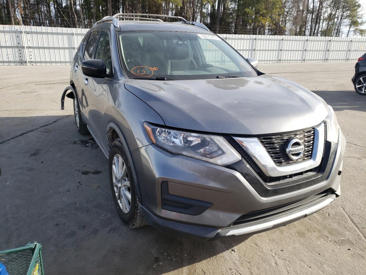 NISSAN ROGUE S 2017 with VIN KNMAT2MV3HP531712 - Photo from auction