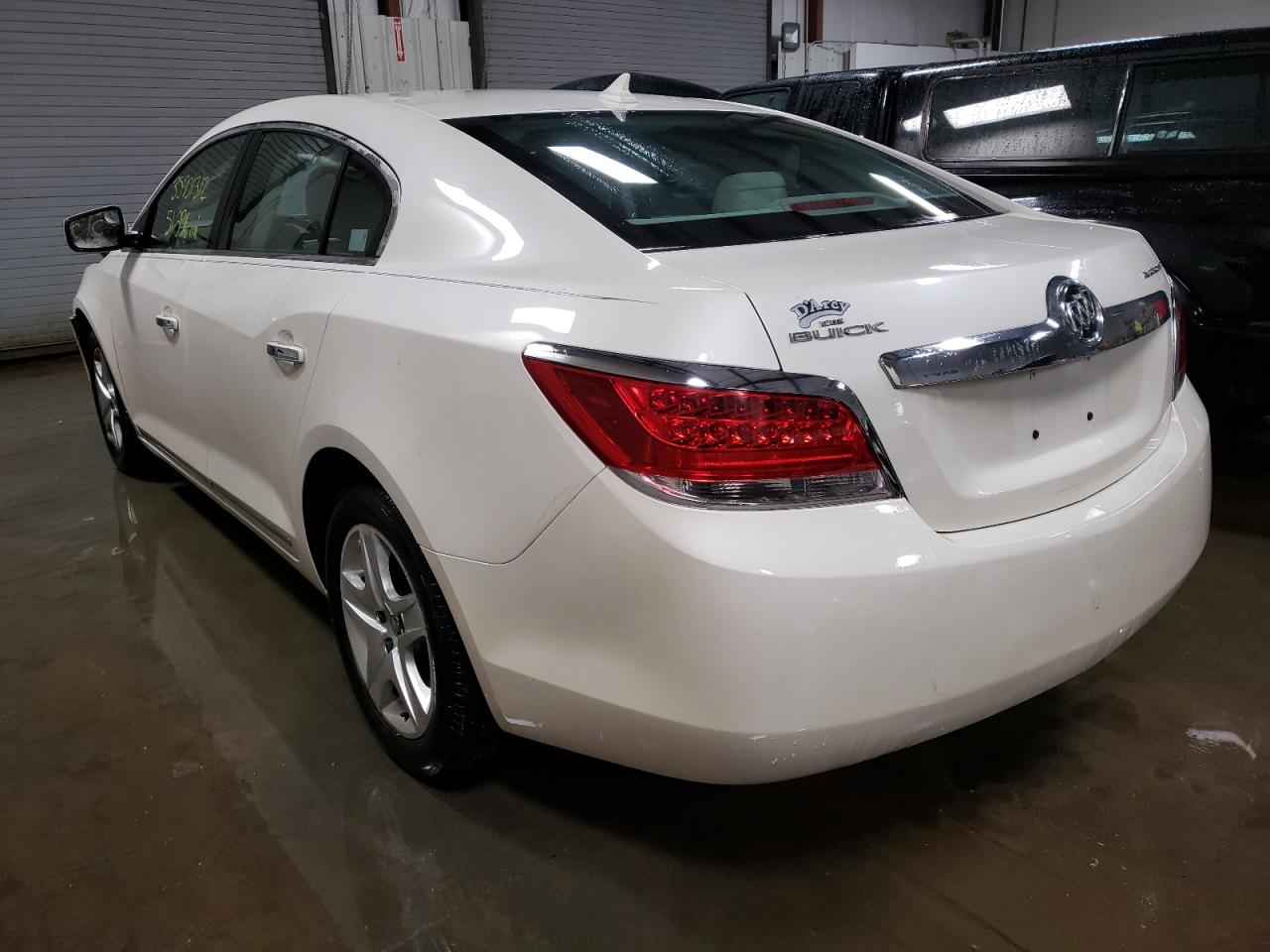 Photo 3 from auction – 2010 BUICK LACROSSE C with VIN 1G4GB5EG1AF143013
