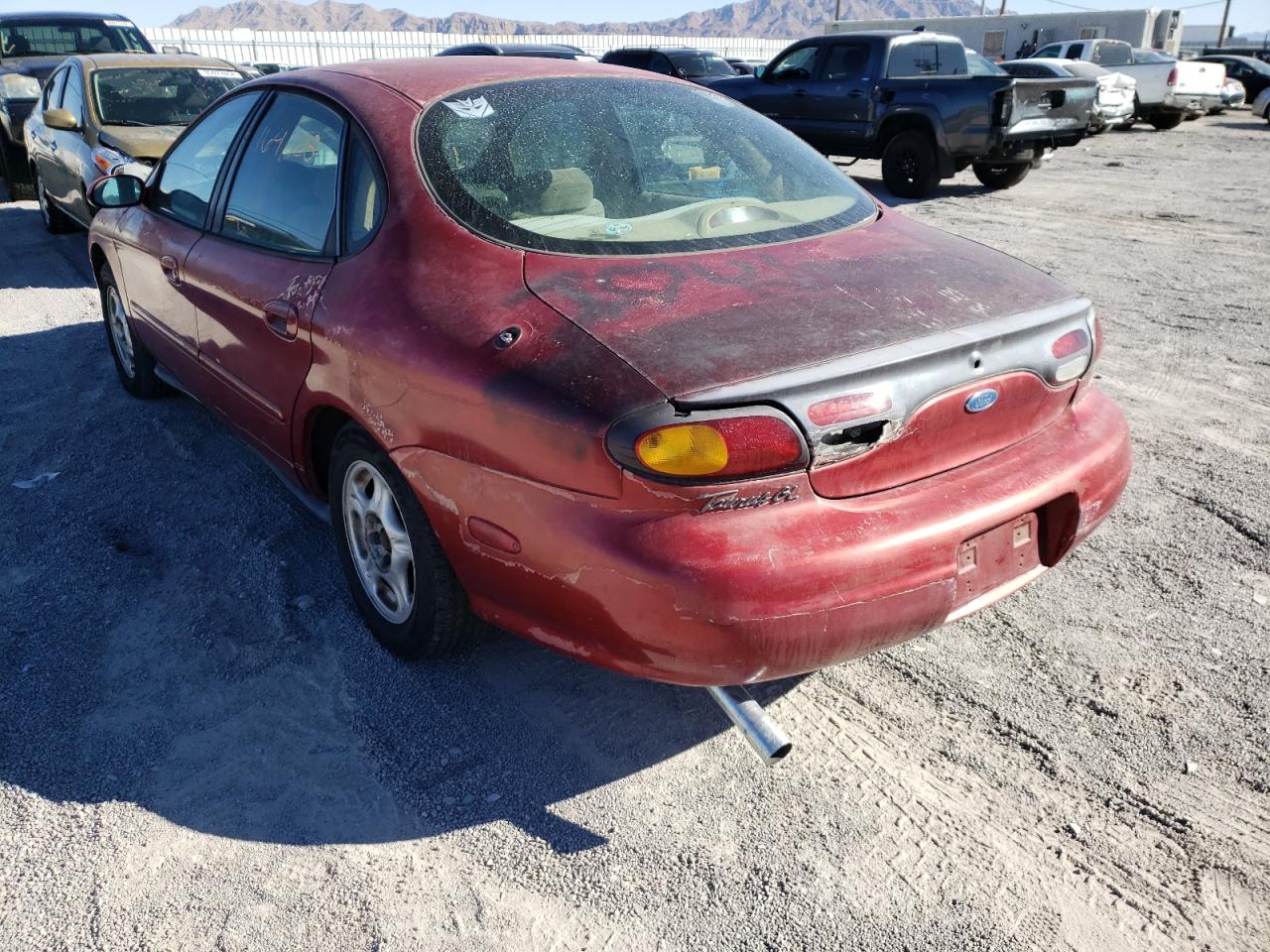 Photo 3 from auction – 1996 FORD TAURUS GL with VIN 1FALP52U9TG196785