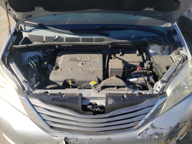 Photo 7 from auction – 2013 TOYOTA SIENNA XLE with VIN 5TDYK3DC6DS293179