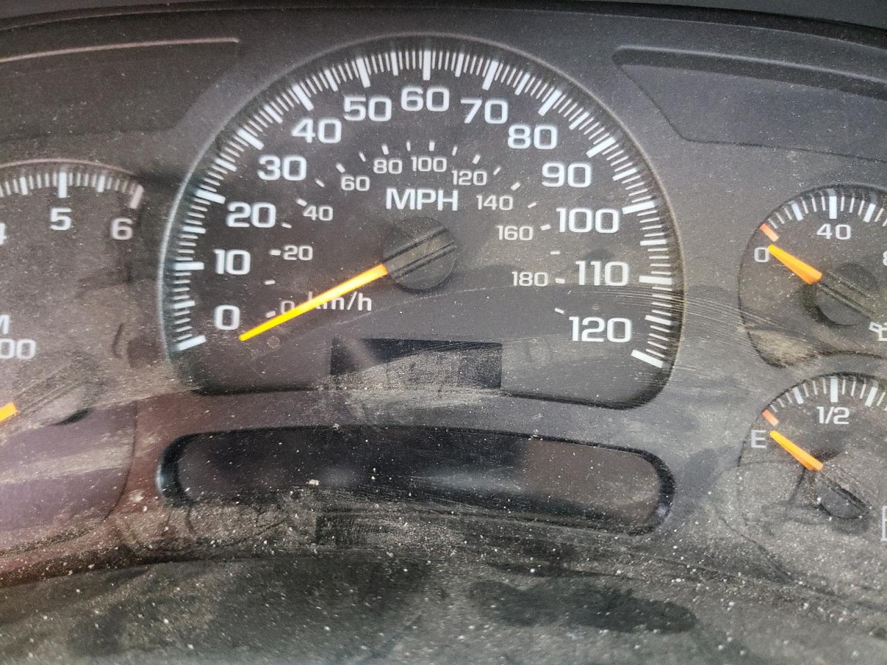 Photo 8 from auction – 2005 CHEVROLET SILVERADO with VIN 2GCEC13T551276226