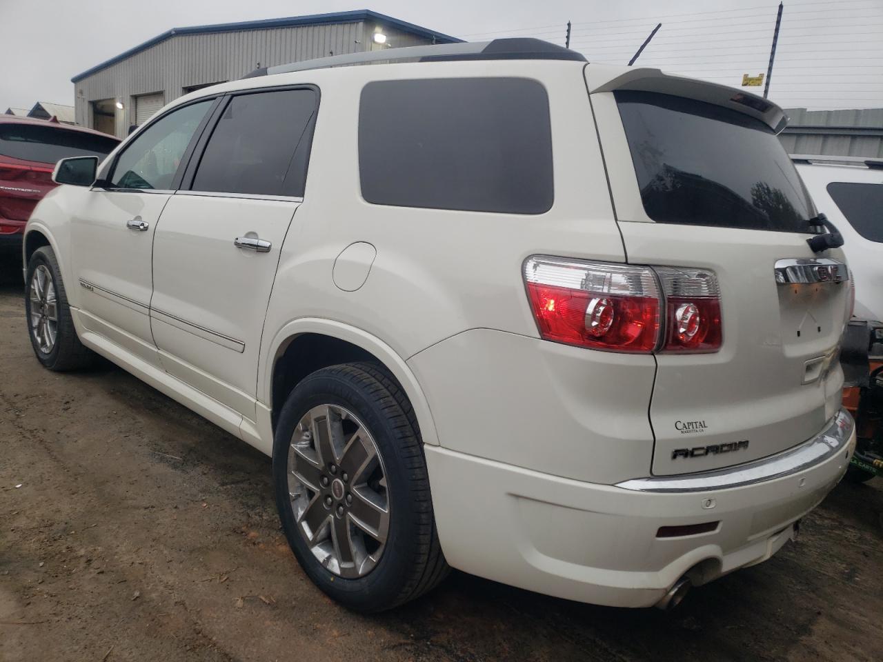 Photo 3 from auction – 2012 GMC ACADIA DEN with VIN 1GKKRTED2CJ212882