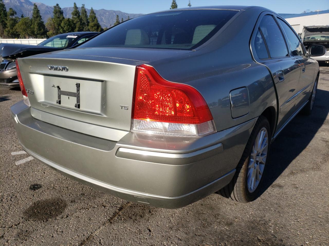 Photo 4 from auction – 2007 VOLVO S60 T5 with VIN YV1RS547972634812