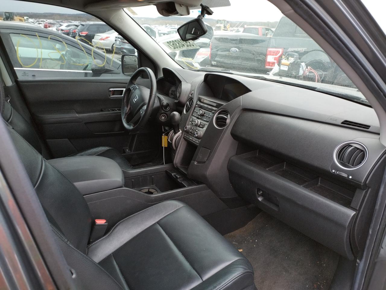 Photo 5 from auction – 2013 HONDA PILOT EXL with VIN 5FNYF3H54DB015952