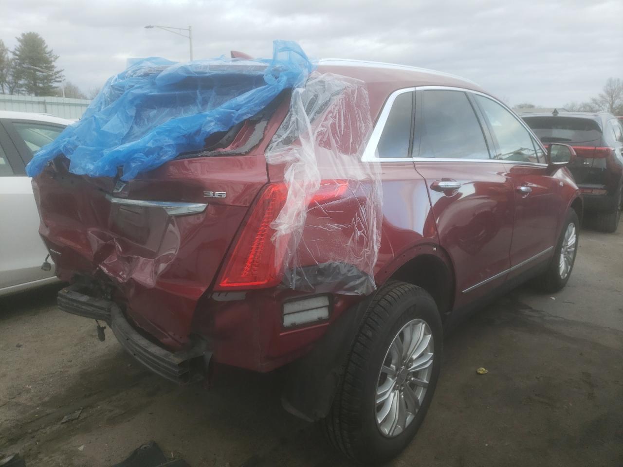 Photo 4 from auction – 2019 CADILLAC XT5 with VIN 1GYKNBRS6KZ143439