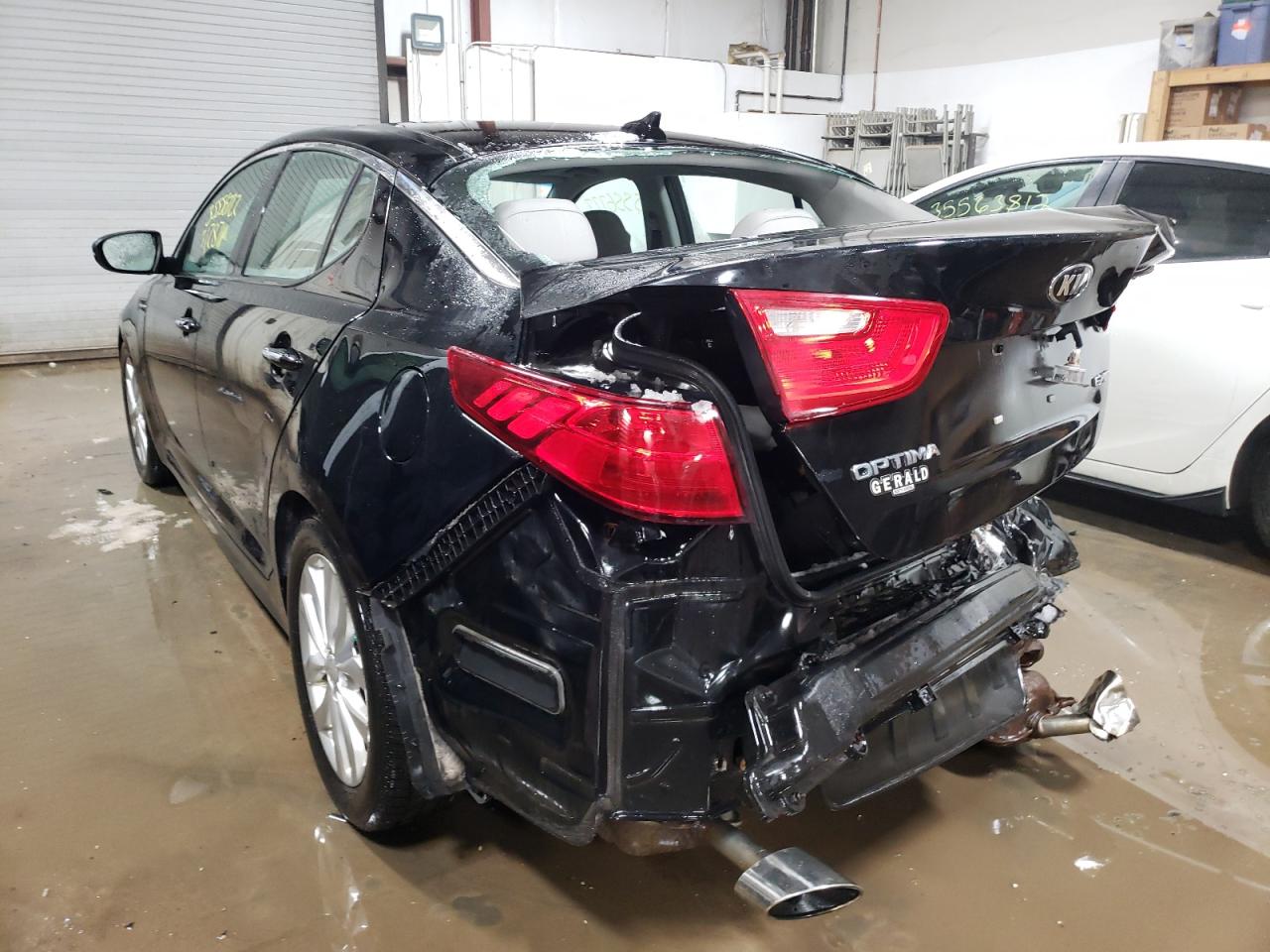 Фото 3 с аукциона – 2015 KIA OPTIMA EX с VIN 5XXGN4A75FG481664