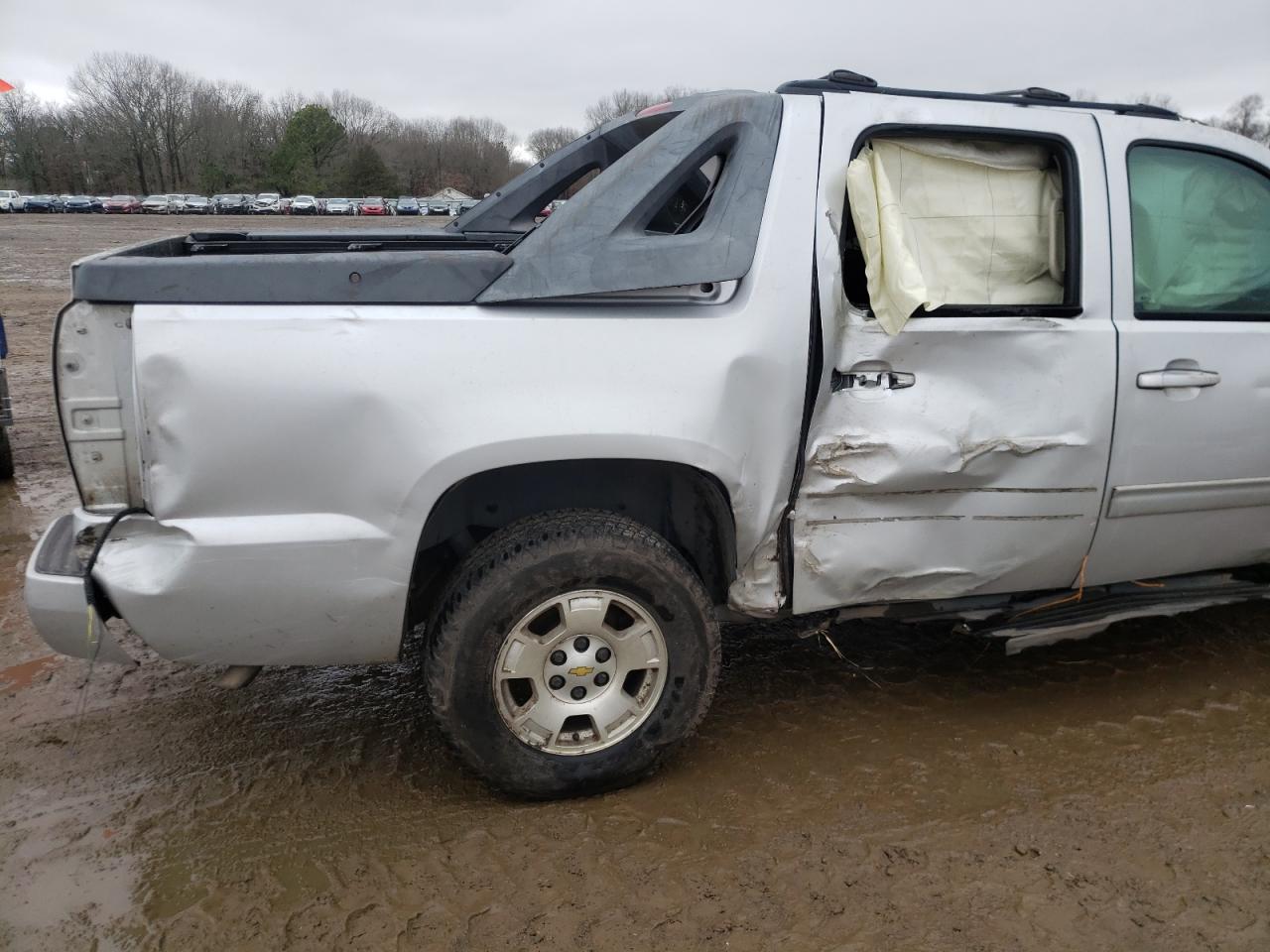 Photo 9 from auction – 2012 CHEVROLET AVALANCHE with VIN 3GNMCEE00CG237903