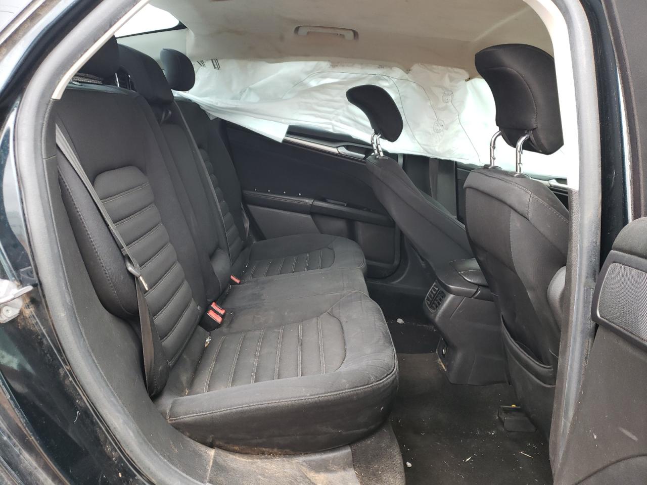Photo 6 from auction – 2014 FORD FUSION SE with VIN 3FA6P0HD7ER193371