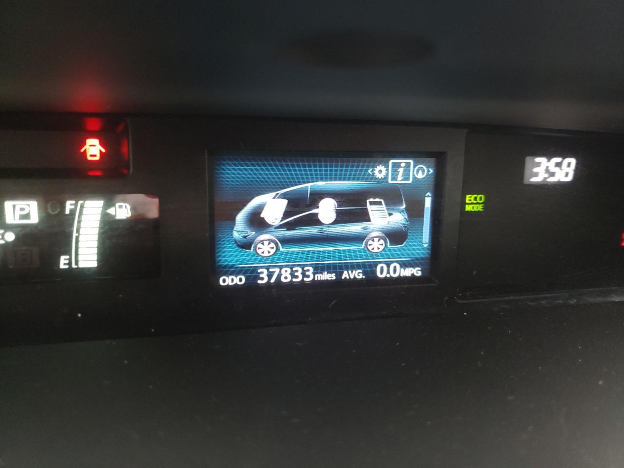 Photo 8 from auction – 2015 TOYOTA PRIUS V with VIN JTDZN3EU4FJ033592