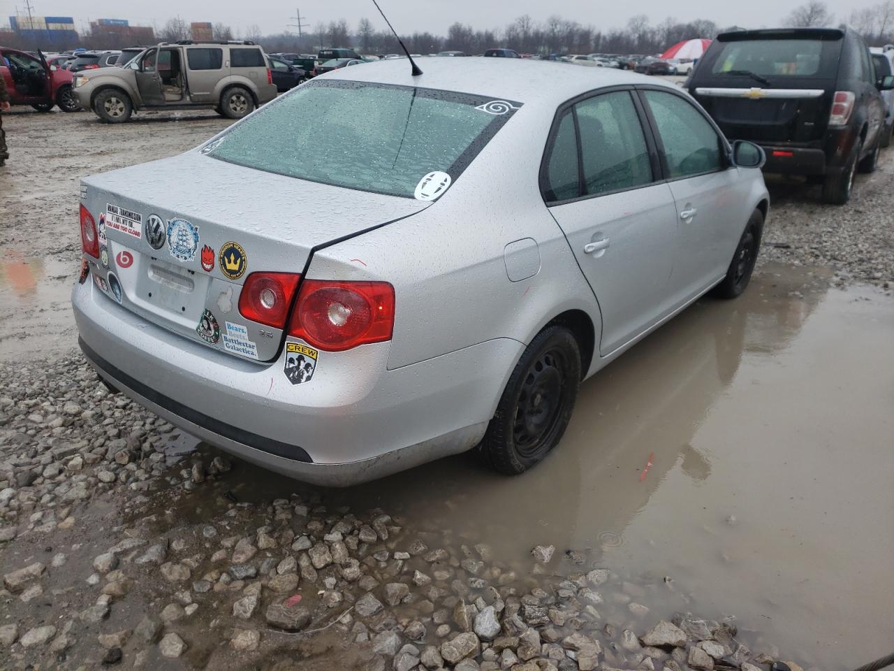 Photo 4 from auction – 2007 VOLKSWAGEN JETTA 2.5 with VIN 3VWHG71K07M019501
