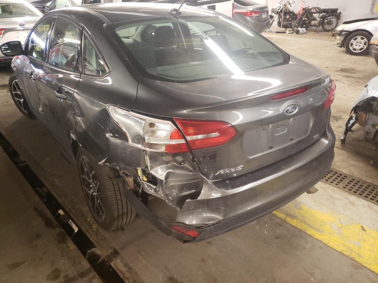 Photo 9 from auction – 2017 FORD FOCUS with VIN 1FADP3H24HL257182