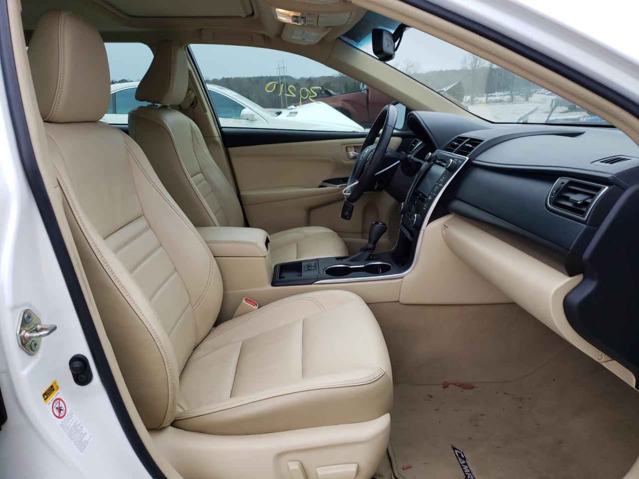 Photo 5 from auction – 2017 TOYOTA CAMRY LE with VIN 4T1BF1FKXHU714336