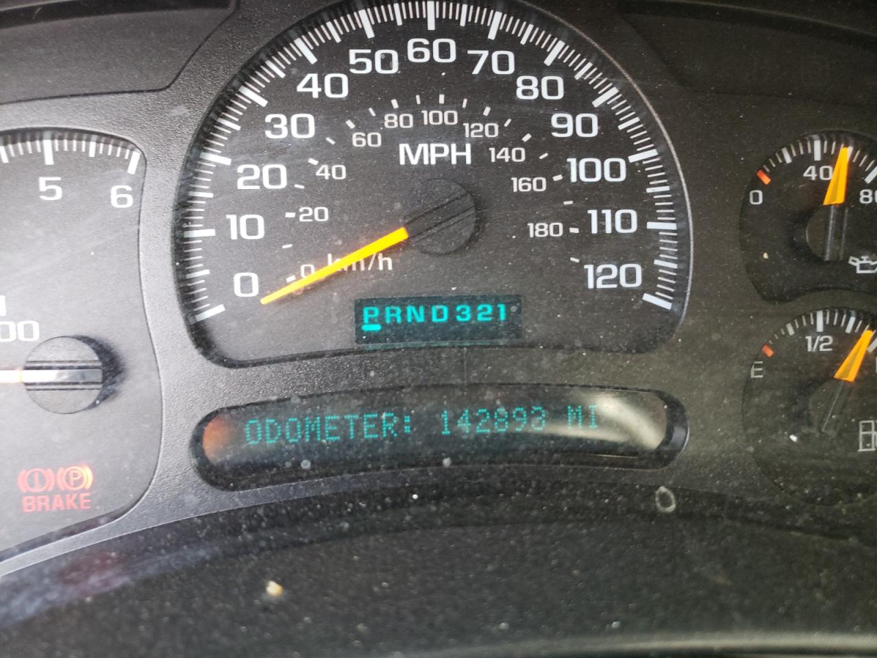 Photo 8 from auction – 2004 CHEVROLET SILVERADO with VIN 2GCEC19T441384620