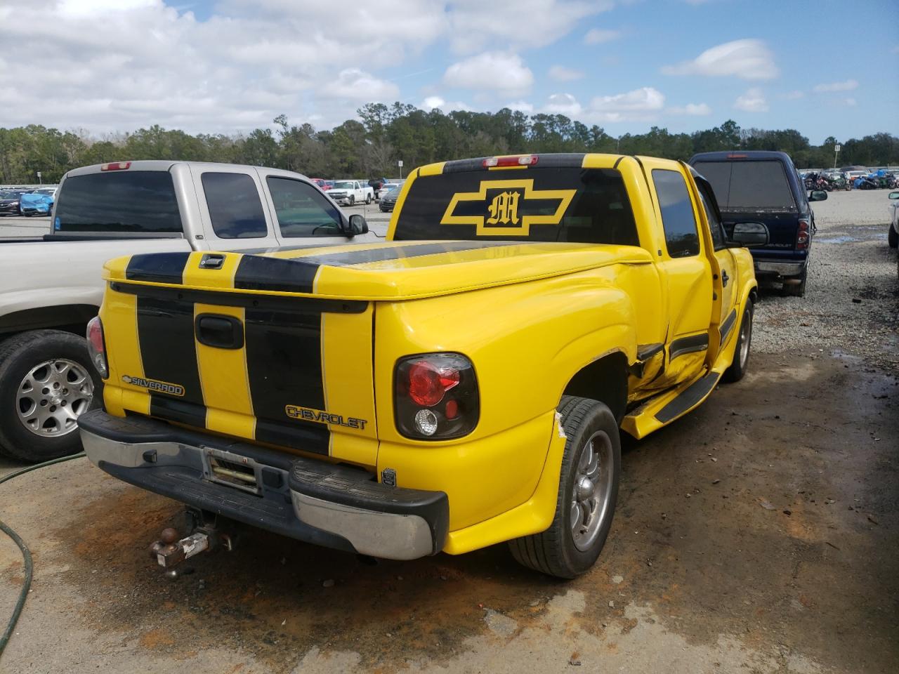 Photo 4 from auction – 2003 CHEVROLET SILVERADO with VIN 1GCEC19T63Z230268