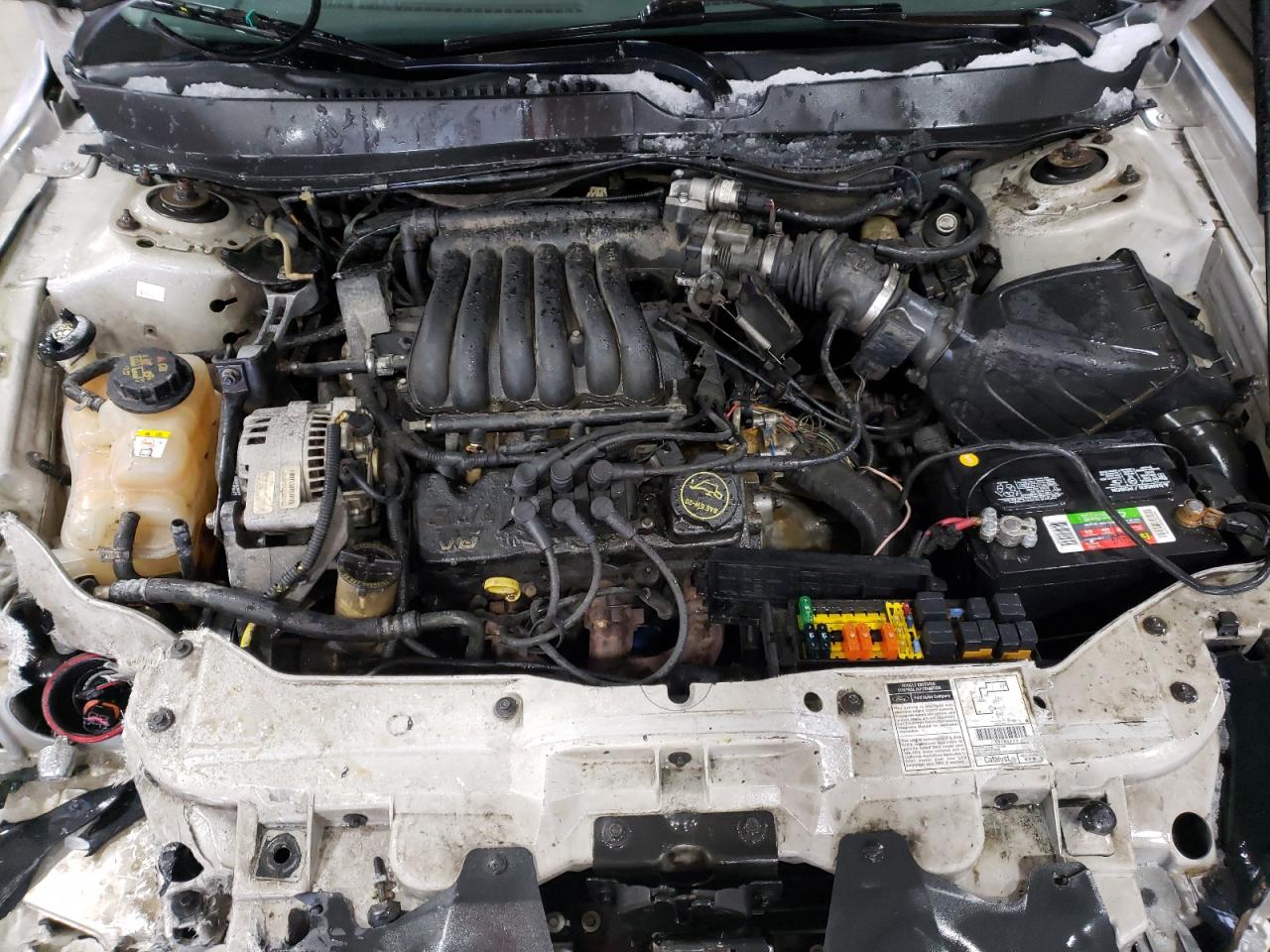 Photo 7 from auction – 2001 FORD TAURUS SES with VIN 1FAFP55U41A176792
