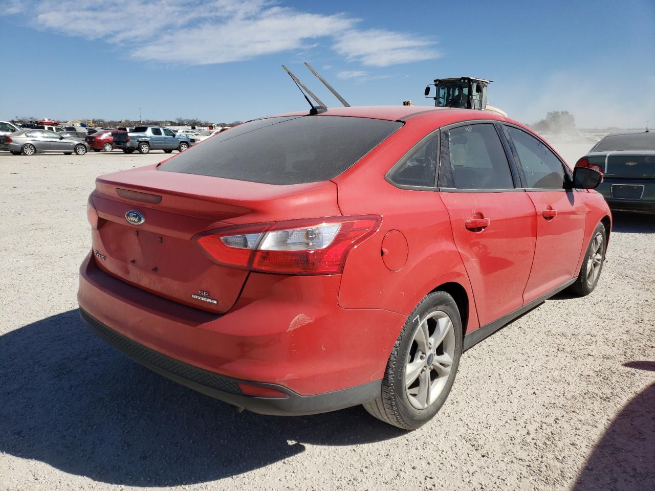 Photo 4 from auction – 2014 FORD FOCUS SE with VIN 1FADP3F2XEL123405