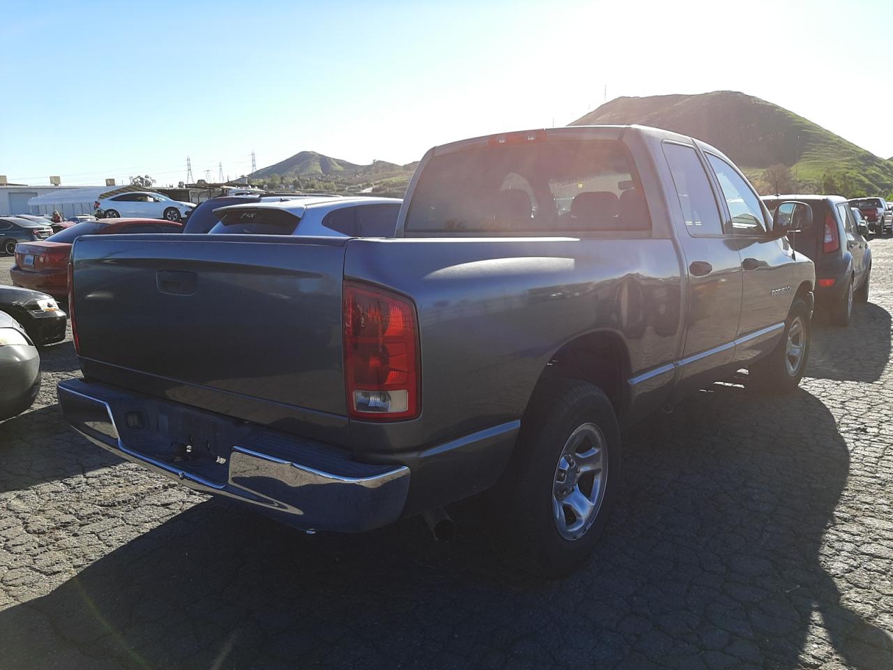 Photo 4 from auction – 2004 DODGE RAM 1500 S with VIN 1D7HA18N04S536369