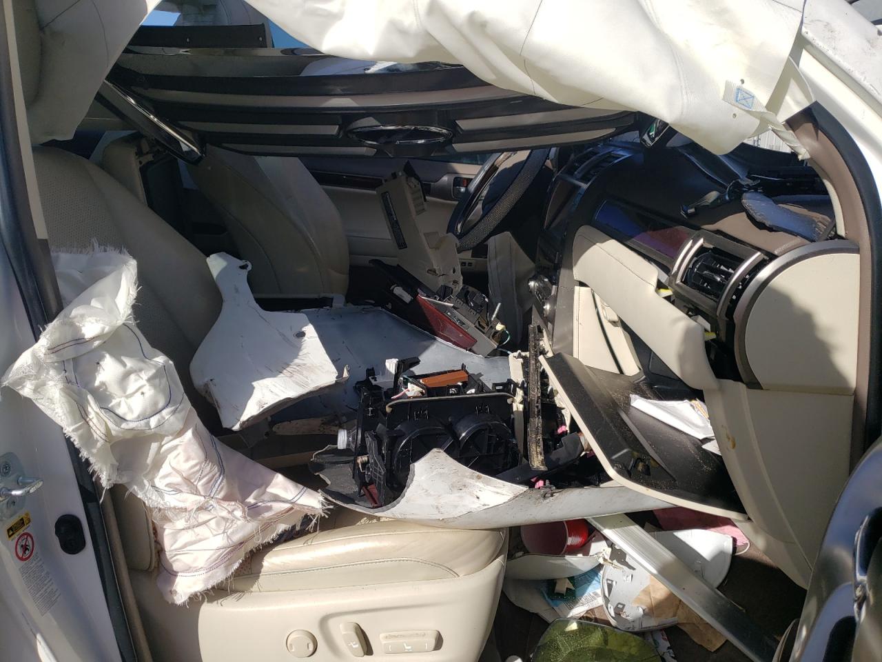 Photo 5 from auction – 2015 LEXUS GX 460 PRE with VIN JTJJM7FX5F5096044